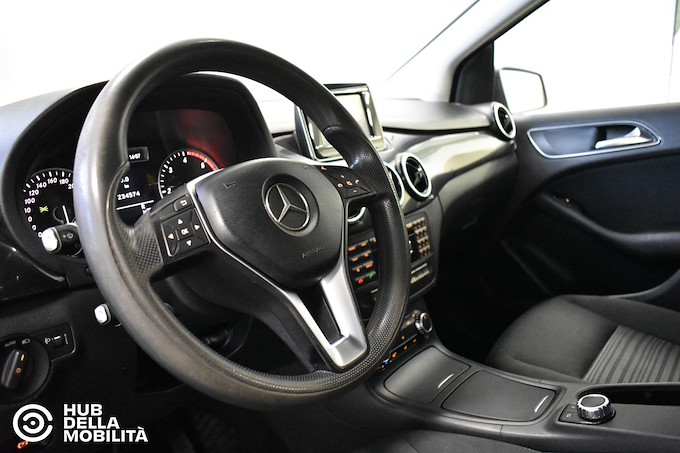 MERCEDES-BENZ B 180 CDI BlueEFFICIENCY Executive